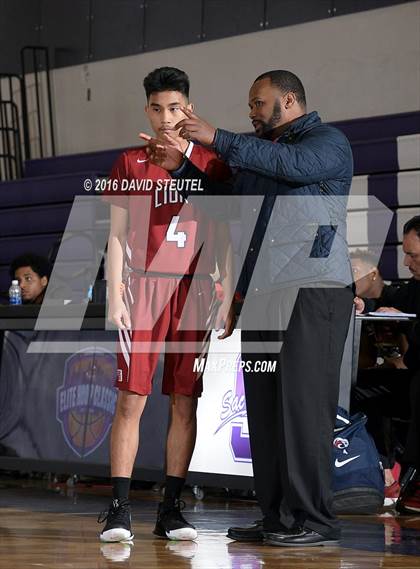 Thumbnail 2 in McClatchy vs. Strake Jesuit (St. Hope Elite Classic) photogallery.