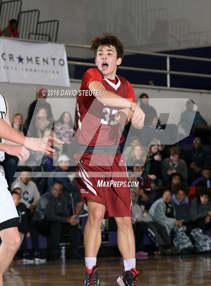 Thumbnail 1 in McClatchy vs. Strake Jesuit (St. Hope Elite Classic) photogallery.