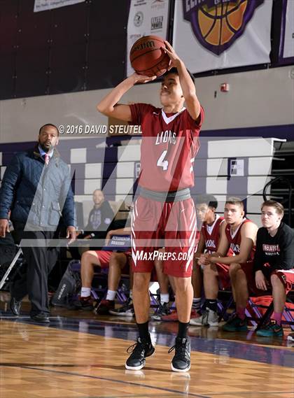 Thumbnail 3 in McClatchy vs. Strake Jesuit (St. Hope Elite Classic) photogallery.