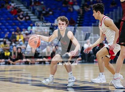 Thumbnail 2 in Hargrave vs. Argyle (UIL 4A Final) photogallery.