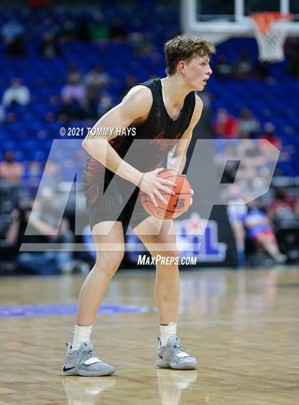 Thumbnail 2 in Hargrave vs. Argyle (UIL 4A Final) photogallery.