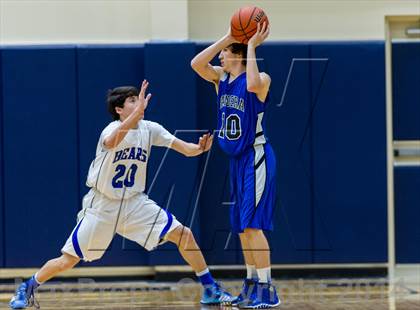 Thumbnail 2 in La Vernia vs. Bandera (UIL 3A Bi-District) photogallery.