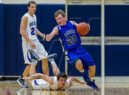 Thumbnail 1 in La Vernia vs. Bandera (UIL 3A Bi-District) photogallery.