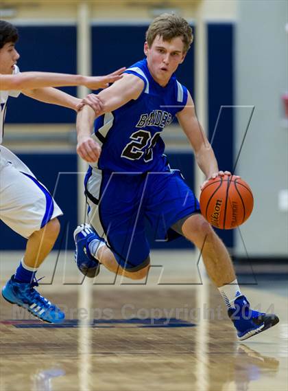 Thumbnail 1 in La Vernia vs. Bandera (UIL 3A Bi-District) photogallery.