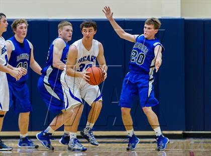 Thumbnail 2 in La Vernia vs. Bandera (UIL 3A Bi-District) photogallery.