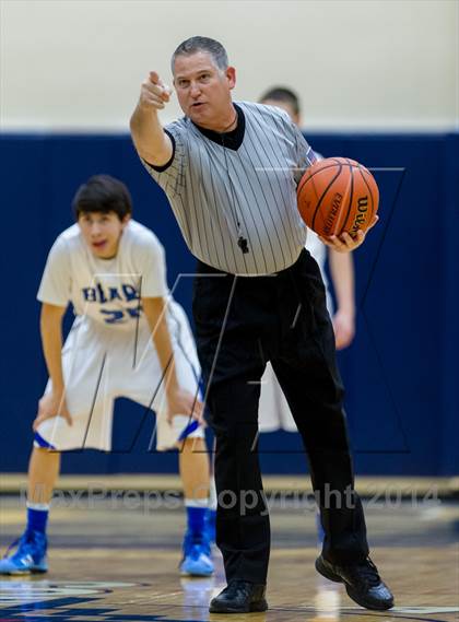Thumbnail 3 in La Vernia vs. Bandera (UIL 3A Bi-District) photogallery.