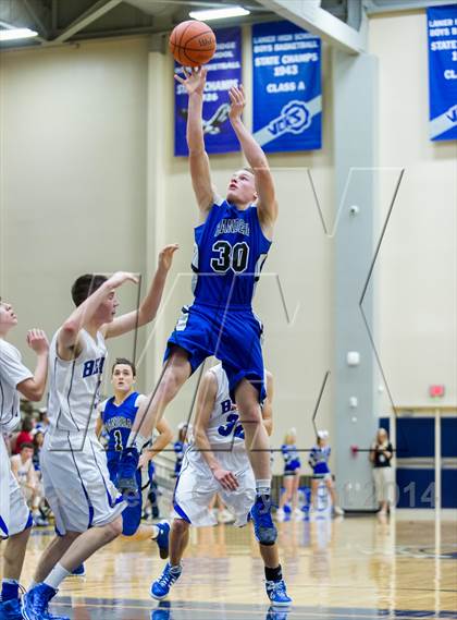 Thumbnail 3 in La Vernia vs. Bandera (UIL 3A Bi-District) photogallery.