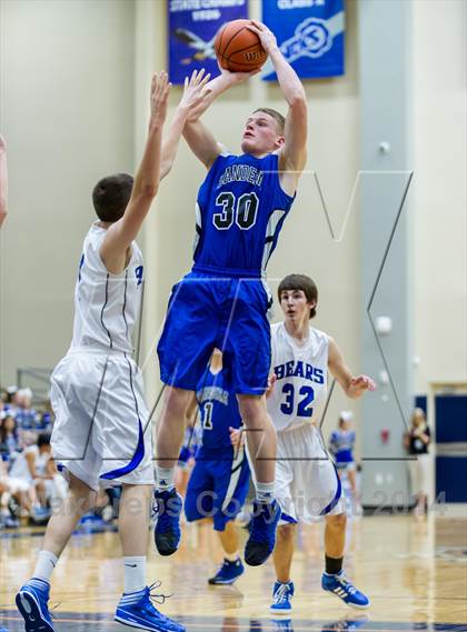 Thumbnail 1 in La Vernia vs. Bandera (UIL 3A Bi-District) photogallery.