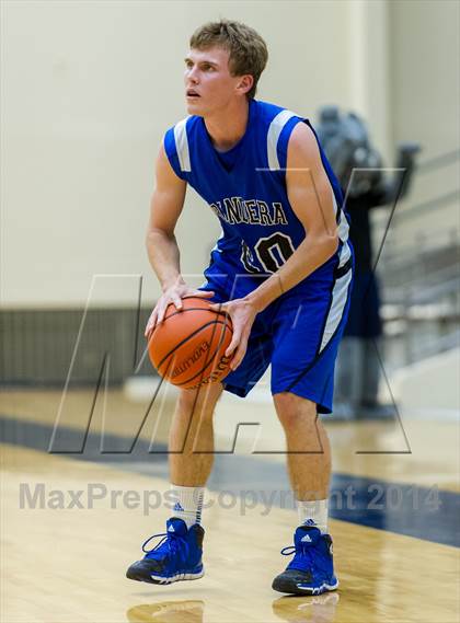 Thumbnail 1 in La Vernia vs. Bandera (UIL 3A Bi-District) photogallery.