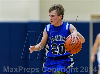 Thumbnail 3 in La Vernia vs. Bandera (UIL 3A Bi-District) photogallery.