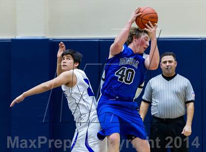 Thumbnail 2 in La Vernia vs. Bandera (UIL 3A Bi-District) photogallery.