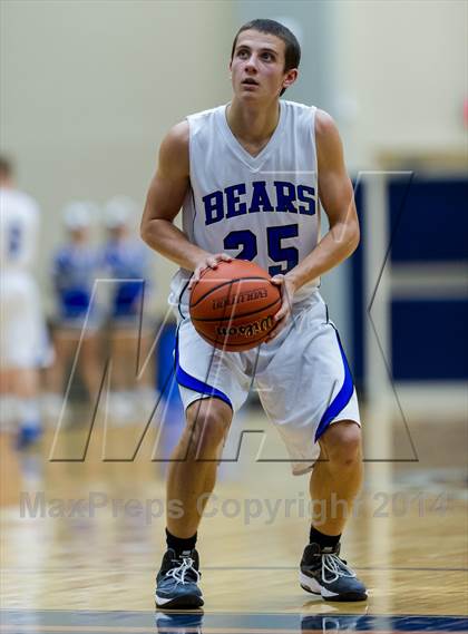 Thumbnail 3 in La Vernia vs. Bandera (UIL 3A Bi-District) photogallery.