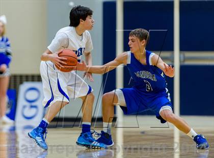 Thumbnail 2 in La Vernia vs. Bandera (UIL 3A Bi-District) photogallery.