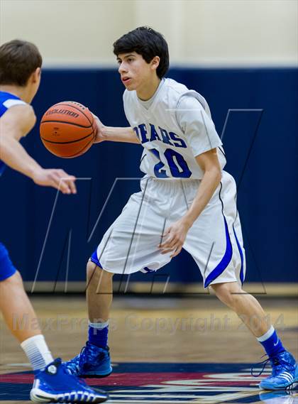 Thumbnail 1 in La Vernia vs. Bandera (UIL 3A Bi-District) photogallery.
