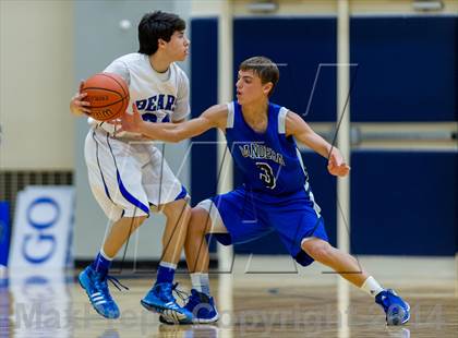 Thumbnail 3 in La Vernia vs. Bandera (UIL 3A Bi-District) photogallery.