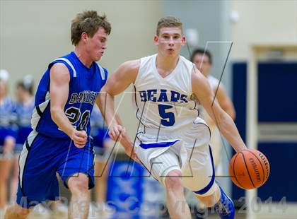 Thumbnail 2 in La Vernia vs. Bandera (UIL 3A Bi-District) photogallery.