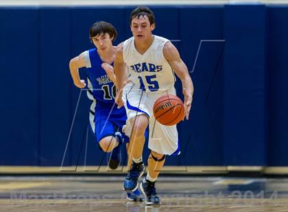 Thumbnail 3 in La Vernia vs. Bandera (UIL 3A Bi-District) photogallery.