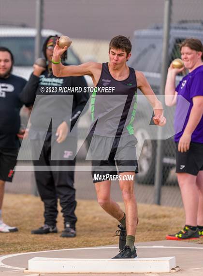 Thumbnail 2 in Ralston Valley Invitational photogallery.