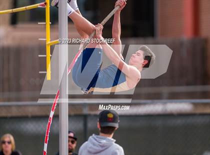 Thumbnail 2 in Ralston Valley Invitational photogallery.