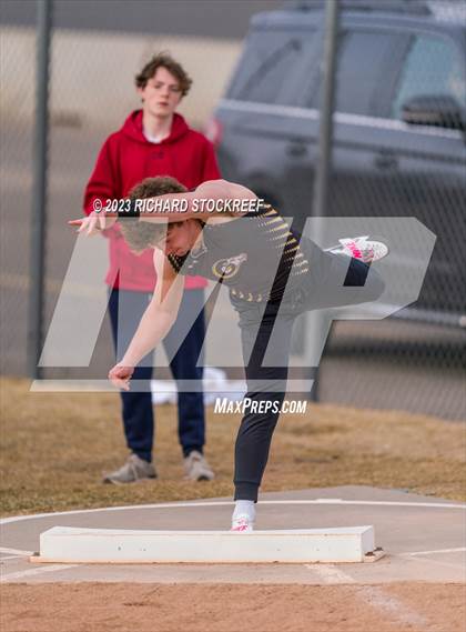 Thumbnail 3 in Ralston Valley Invitational photogallery.