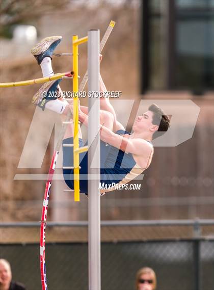 Thumbnail 2 in Ralston Valley Invitational photogallery.
