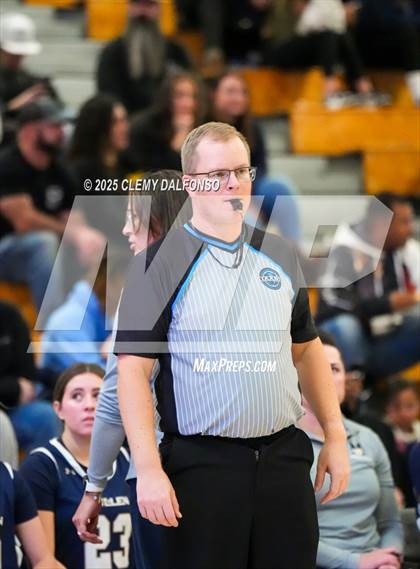 Thumbnail 2 in Mullen @ Columbine photogallery.