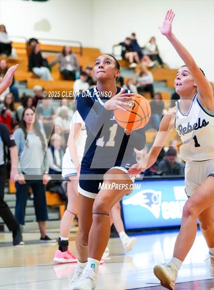 Thumbnail 2 in Mullen @ Columbine photogallery.