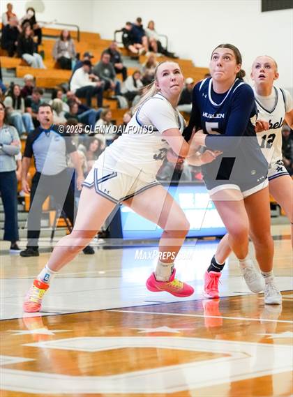 Thumbnail 2 in Mullen @ Columbine photogallery.