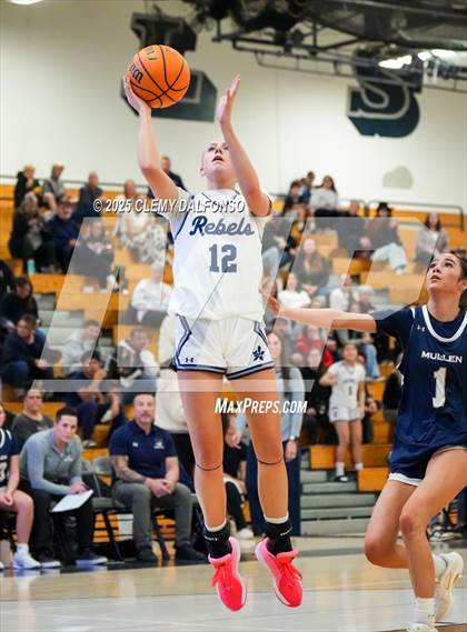 Thumbnail 1 in Mullen @ Columbine photogallery.