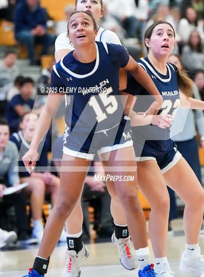 Thumbnail 3 in Mullen @ Columbine photogallery.