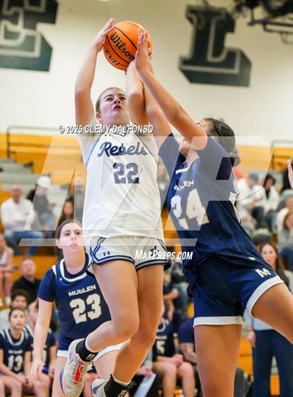 Thumbnail 2 in Mullen @ Columbine photogallery.