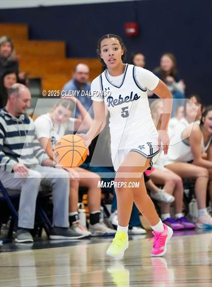 Thumbnail 1 in Mullen @ Columbine photogallery.