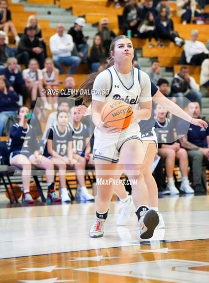 Thumbnail 2 in Mullen @ Columbine photogallery.