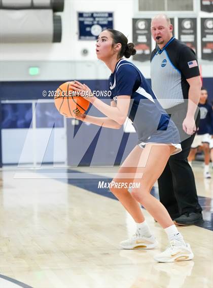 Thumbnail 2 in Mullen @ Columbine photogallery.