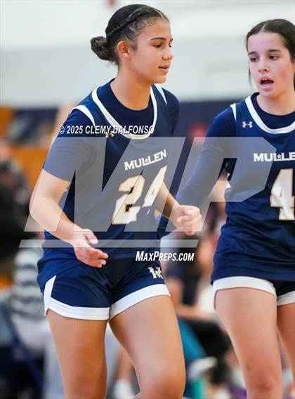 Thumbnail 1 in Mullen @ Columbine photogallery.