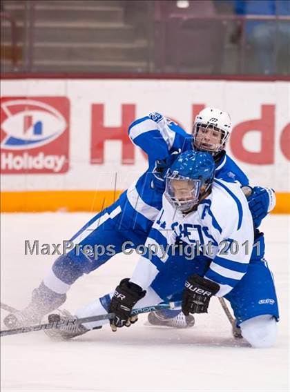 Thumbnail 1 in St. Thomas Academy vs Minnetonka (Schwan Cup) photogallery.