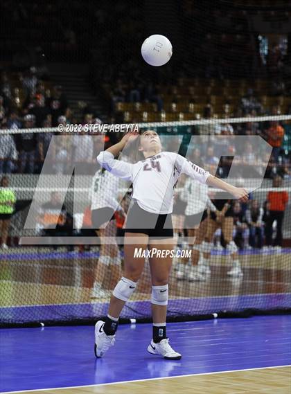 Thumbnail 3 in Merino vs. Dove Creek (CHSAA 1A 2nd Round) photogallery.