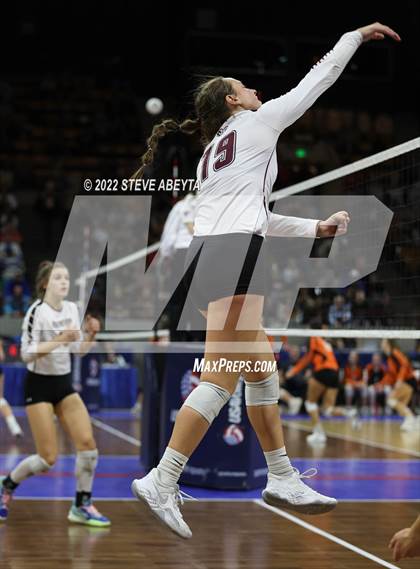 Thumbnail 2 in Merino vs. Dove Creek (CHSAA 1A 2nd Round) photogallery.
