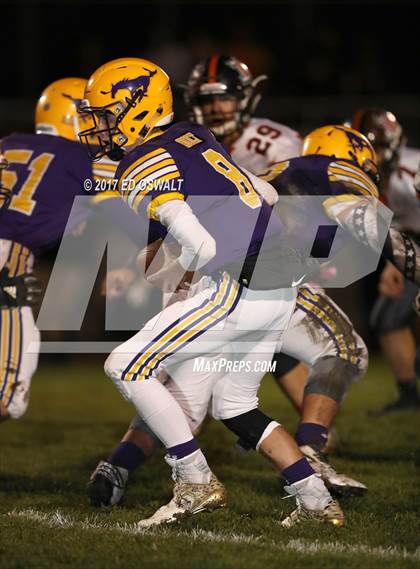 Thumbnail 1 in Middletown vs. Kelseyville (CIF NCS D5 Semifinal) photogallery.