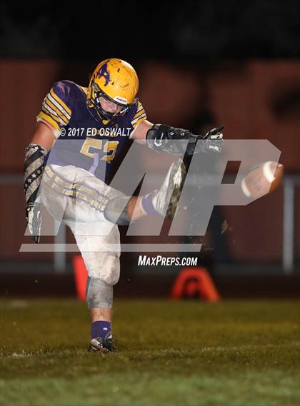 Thumbnail 3 in Middletown vs. Kelseyville (CIF NCS D5 Semifinal) photogallery.