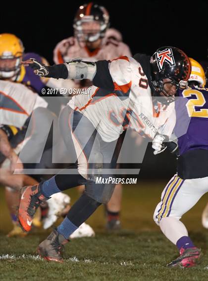 Thumbnail 3 in Middletown vs. Kelseyville (CIF NCS D5 Semifinal) photogallery.