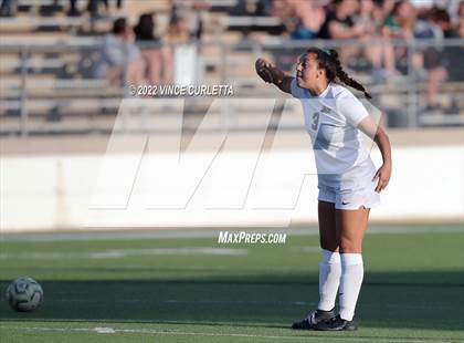 Thumbnail 3 in Dripping Springs vs. Cedar Park (UIL 5A Regional Quarterfinal Playoff) photogallery.