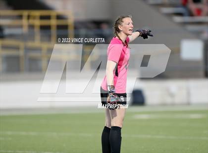 Thumbnail 2 in Dripping Springs vs. Cedar Park (UIL 5A Regional Quarterfinal Playoff) photogallery.