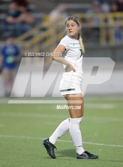 Thumbnail 2 in Dripping Springs vs. Cedar Park (UIL 5A Regional Quarterfinal Playoff) photogallery.