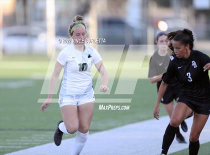 Thumbnail 3 in Dripping Springs vs. Cedar Park (UIL 5A Regional Quarterfinal Playoff) photogallery.