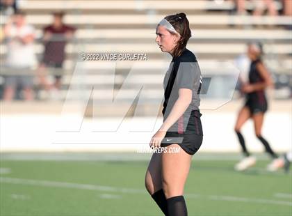 Thumbnail 3 in Dripping Springs vs. Cedar Park (UIL 5A Regional Quarterfinal Playoff) photogallery.