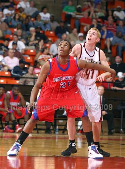 Thumbnail 3 in Duncanville vs El Dorado (Texas 5A Region 1 Semifinal) photogallery.