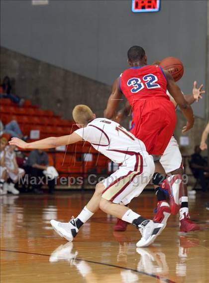 Thumbnail 1 in Duncanville vs El Dorado (Texas 5A Region 1 Semifinal) photogallery.
