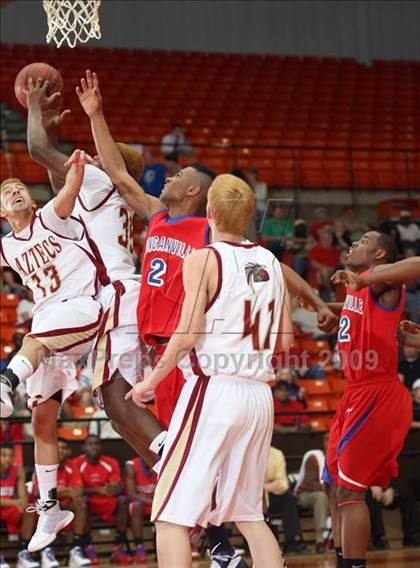 Thumbnail 2 in Duncanville vs El Dorado (Texas 5A Region 1 Semifinal) photogallery.