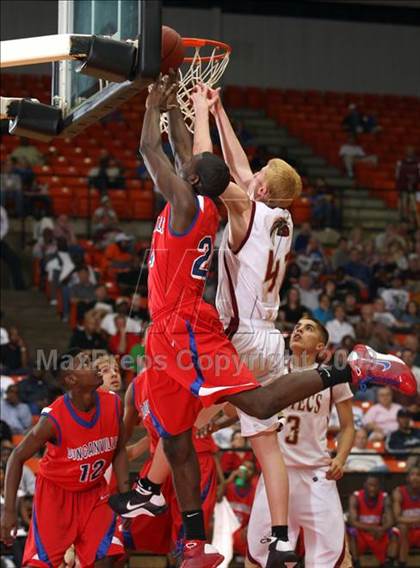 Thumbnail 1 in Duncanville vs El Dorado (Texas 5A Region 1 Semifinal) photogallery.